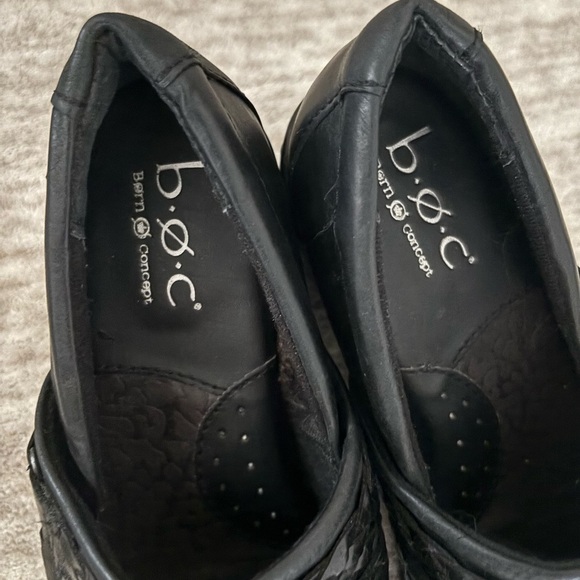 b.o.c. Women's Black Loafers - Picture 6 of 8